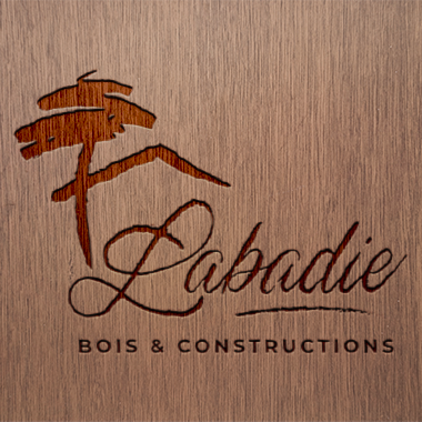 Labadie Bois et Construction Logo de marque